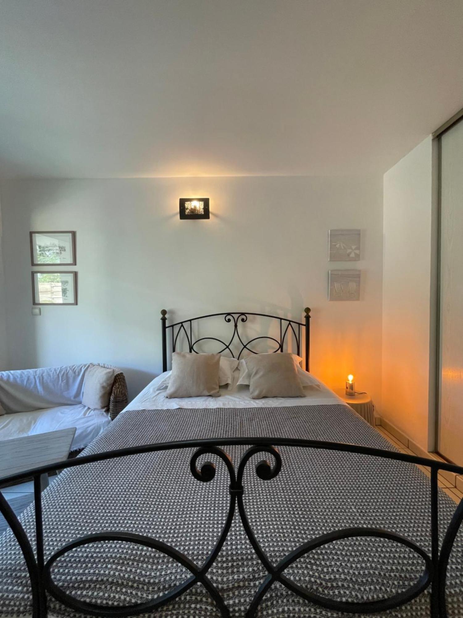 Prana Lodge Saint Gilles Les Bains 800 M De La Plage Exteriör bild